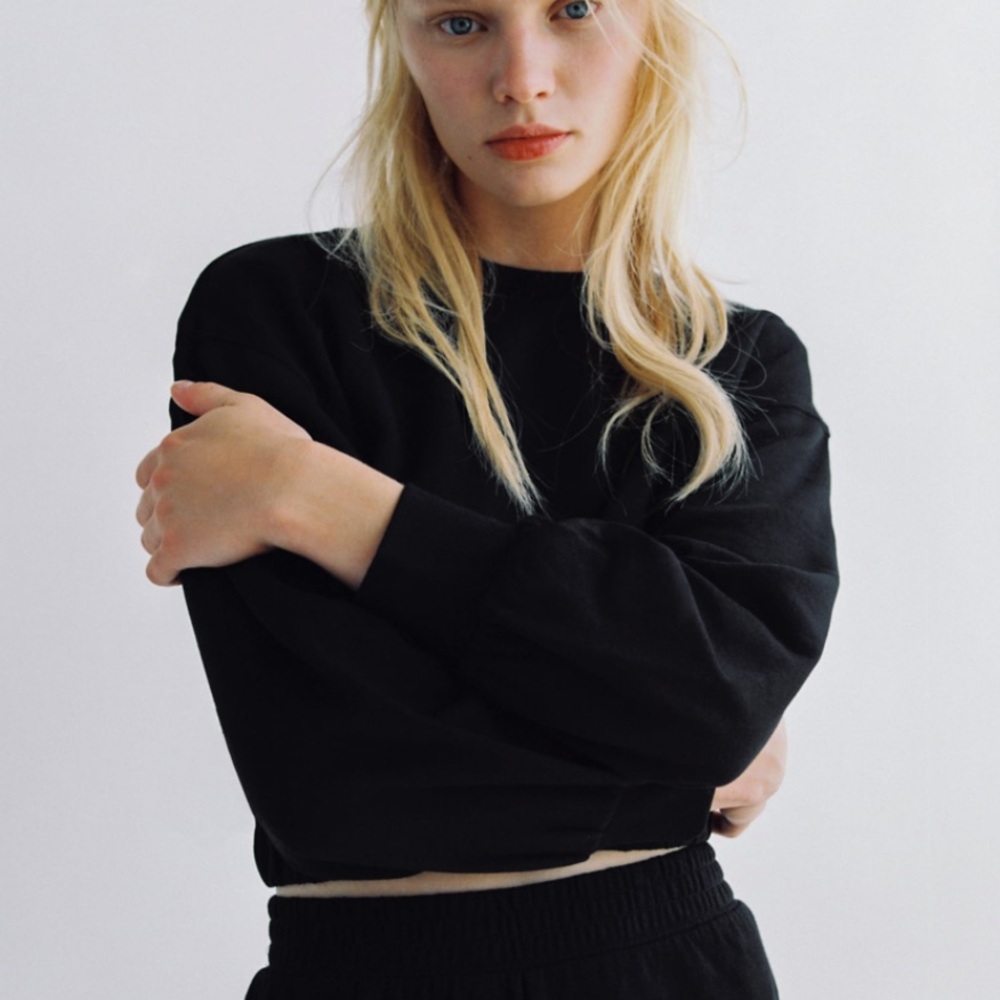 ZARA BNWT Plush Sweatshirt - Picture 2 of 5